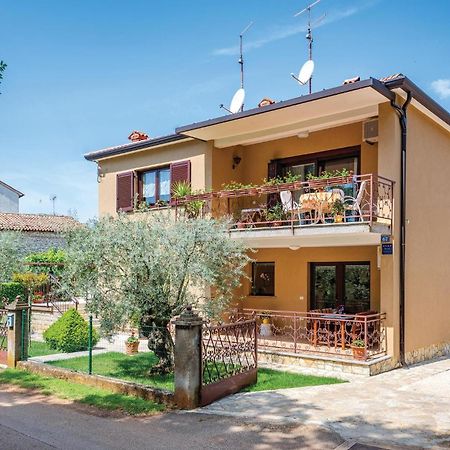 Stunning Apartment In Umag With Wifi Luaran gambar