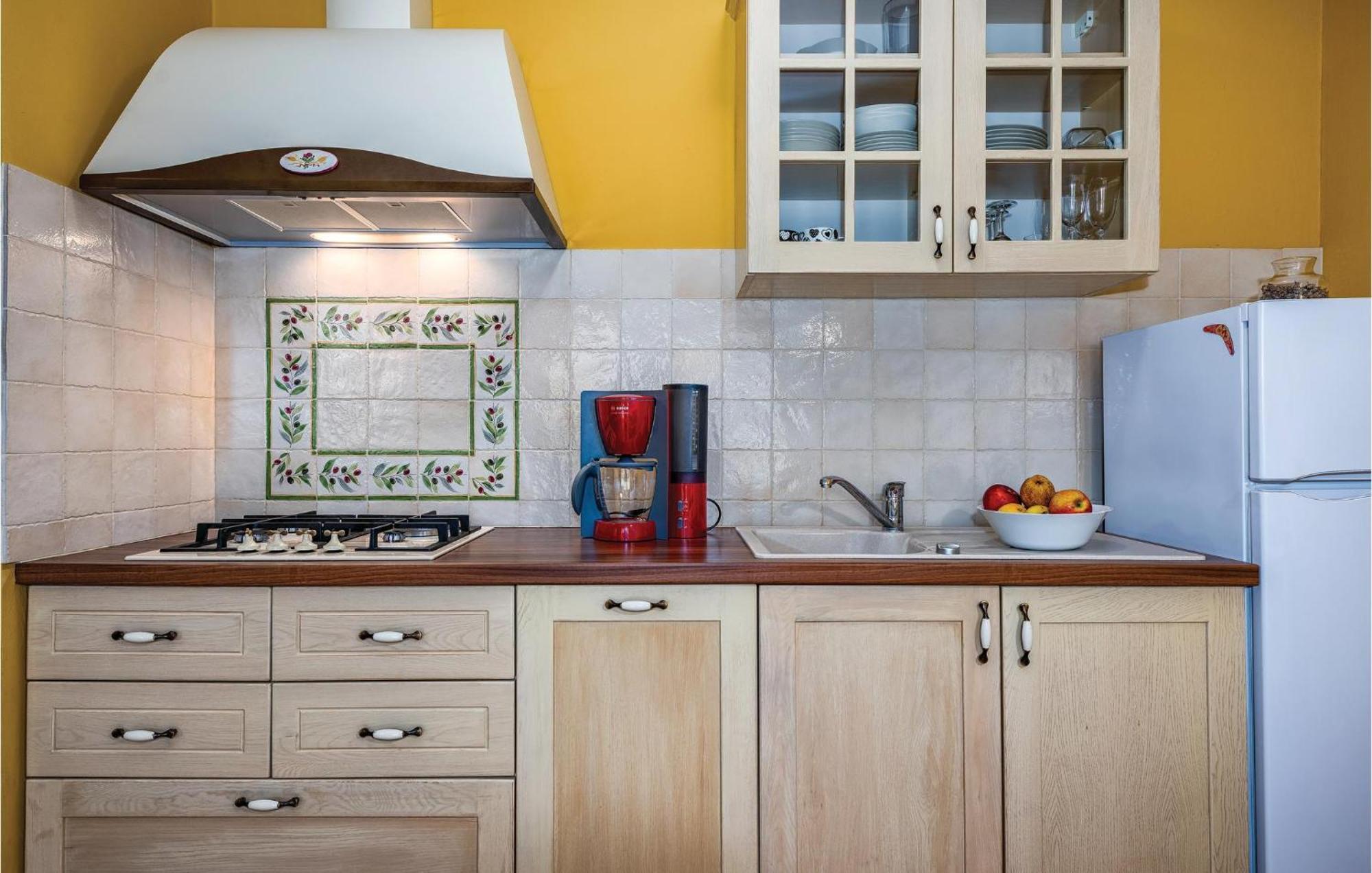 Stunning Apartment In Umag With Wifi Luaran gambar
